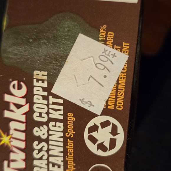 Hammered-Copper Bread Box, Retail $189.95 + Brass&Copper Cleaning Kit $7.99 - Picture 13 of 13